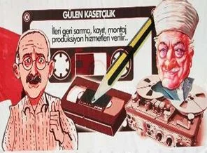 Meydana kasetçilik pankartı asıldı