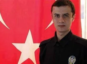Polis memuruna son görev