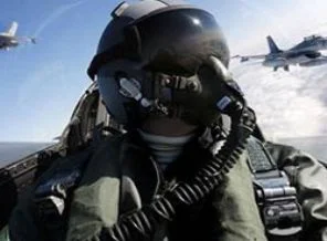 Rus uçağını F-16'lar önledi