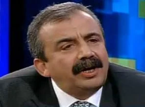 Sırrı Süreyya Önder: Öcalan bu ülkenin Mandelasıdır