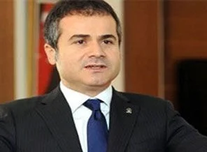 Suat Kılıç Meclis'e yeni imajıyla geldi