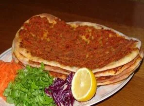 Yargılanmaktan lahmacun ısmarlayarak kurtulan adam