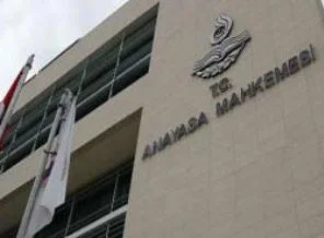 Yasadışı dinlemeye direnen hakim AYM'lik oldu!