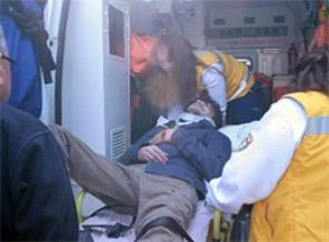 Yolcu otobüsüyle TIR kafa kafaya çarpıştı
