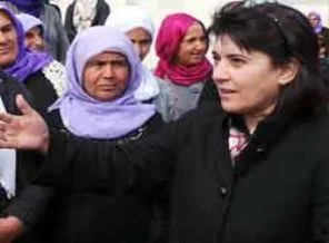 Zana: Adaletsizlik Kürtleri incitiyor