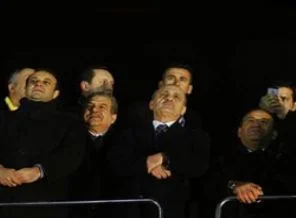 4 eski bakanla ilgili yeni önerge