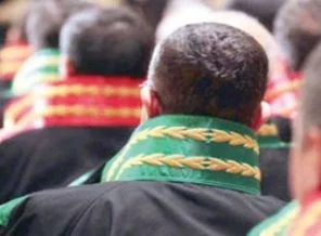 607 hakimin görev yeri değişti