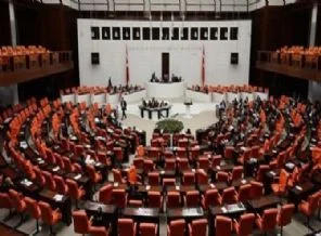 AK Parti'den 'Yurtdışı milletvekilliği' önerisi