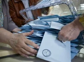 AK Parti oylarını 7-8 puan artırdı