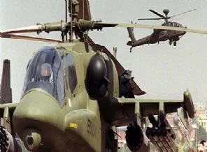 Askeri helikoptere ateş açıldı!