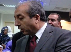 Bakan Eker muhalefetten destek istedi