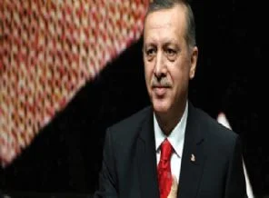 Başbakan: Çıkar şebekelerinin oyunlarına alet olmayın