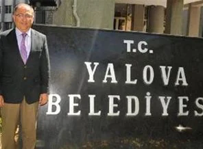 Belediye tabelasına 'T.C.'yi ekledi
