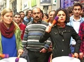 Beyoğlu'nda Emek Sineması protestosu