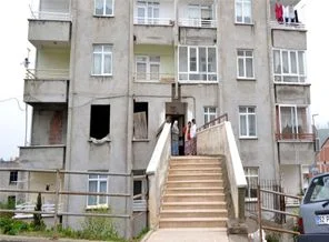 Bu apartmana beşinci kattan giriliyor