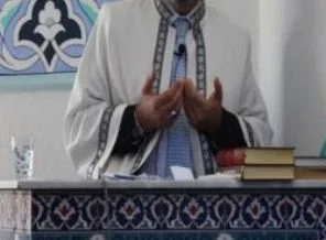 Cami kürsüsünde bakın ne yaptılar?