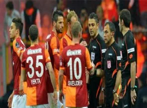 Cimbom'un yıldızı Arsenal'le anlaştı!