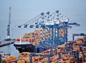 Dış ticaret açığı geriledi