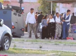Düğün evinde kan aktı: 20 yaralı