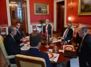 Erdoğan kızıp Obama'ya parmak sallamış