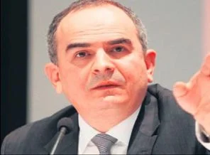 Faiz kurulu sırtını döndü