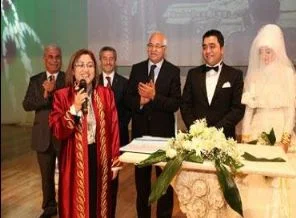 Fatma Şahin bir ilke daha imza attı!