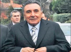 Hürriyet seçimlerde tarafsız mıydı?