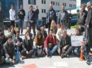 İşten atılan işçilerden CHP'ye protesto!