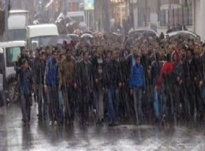 Kars'ta halk ayakta; Mert'in katilleri aranıyor