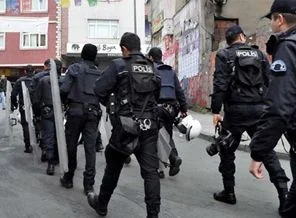 KCK operasyonunda 8 gözaltı
