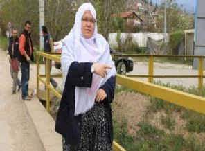 Kıyafetiyle ezber bozan kadın başkan