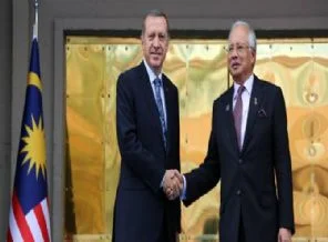 Malezya Başbakanı, Erdoğan'la 'selfie' çekti