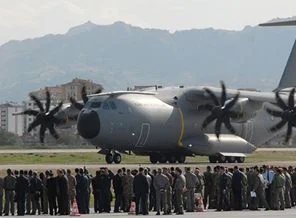 O askeri uçağımız Kayseri'ye indi!