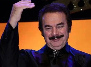 Orhan Baba'dan Twitter'a sert eleştiri