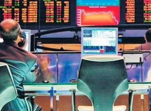 Paralel lobinin imdadına Moody's yetişti ama oyun tutmadı!