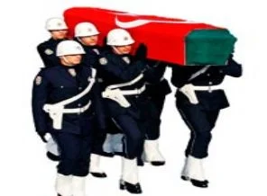 Paralellerin Turgut Özal oyunu
