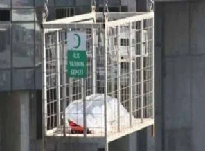 Rezidans inşaatında akıl almaz kaza
