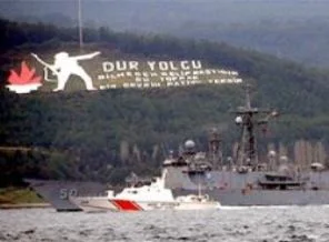 Rus gemisi Çanakkale Boğazı'ndan geçti