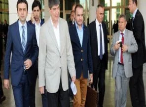 'Seçimi kaybedince evrakları yaktı' iddiası