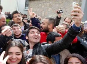 Sefie pozu yasaklanıyor