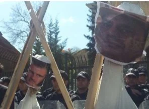 Sisi ve Esed'i idam ettiler