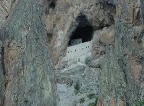 Türkiye'de bir manastır daha ibadete açılıyor