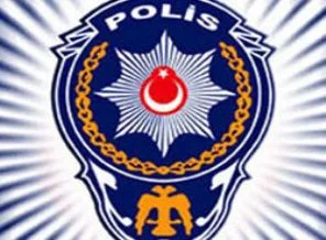 Usul dışı gözaltına alan polise ağır ceza