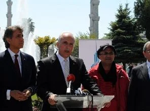 Vali Mutlu'dan Taksim'de 1 Mayıs sinyali