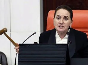 Vekillerin kavgası Akşener'i çıldırttı!