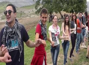 Yabancı öğrenciler Cudi'de halay çekti
