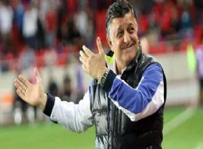 Yılmaz Vural çok mutlu