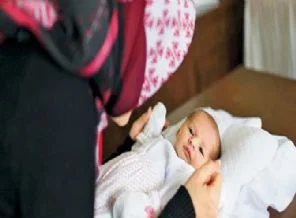 3 çoçuk doğuran kadına 6 yıl erken emeklilik