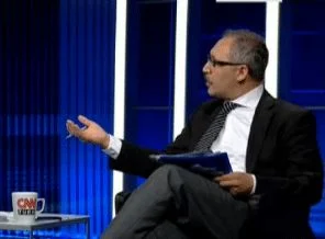 Abdülkadir Selvi'ye canlı yayında etmediği hakaret kalmadı! - Video