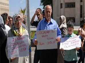 Ailelerden PKK'ya tepki